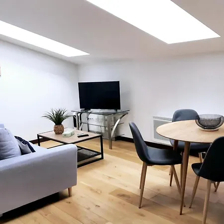 Apartment Central, Parking - 4 Pers. - Fr-1-879-10 Rochefort (Charente-Maritime)