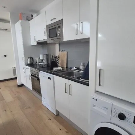 Central, Parking - 4 Pers. - Fr-1-879-10 *